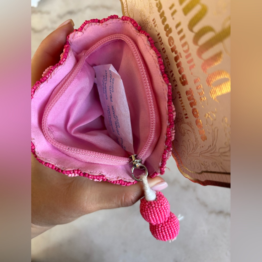 Pink Beaded Shell pouch - Picture 3 of 3